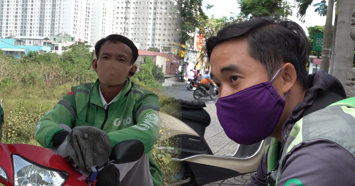 Xe ôm công nghệ mong chờ từng ngày được chở khách trở lại