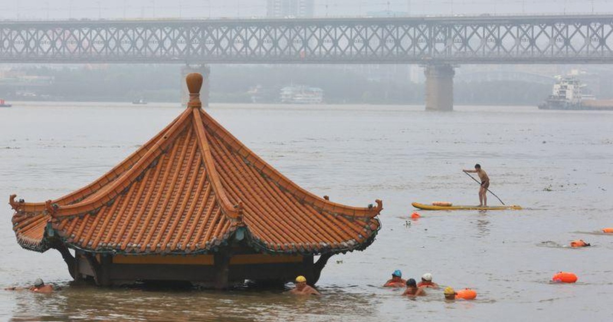 Trung Quốc thoát nước, giảm áp lực cho hồ nước ngọt lớn nhất giữa lũ lụt