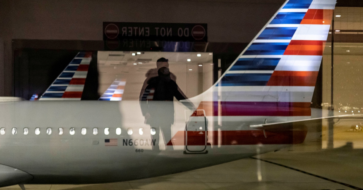 Nhiều nhà đầu tư chứng khoán tháo chạy sau ca nhiễm biến thể Omicron tại Mỹ