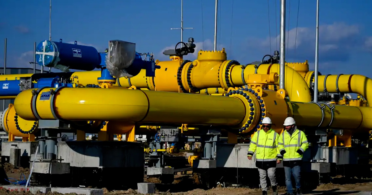 Được Mỹ thuyết phục áp giá trần lên dầu Nga, Trung Quốc nói ‘vấn đề rất phức tạp’