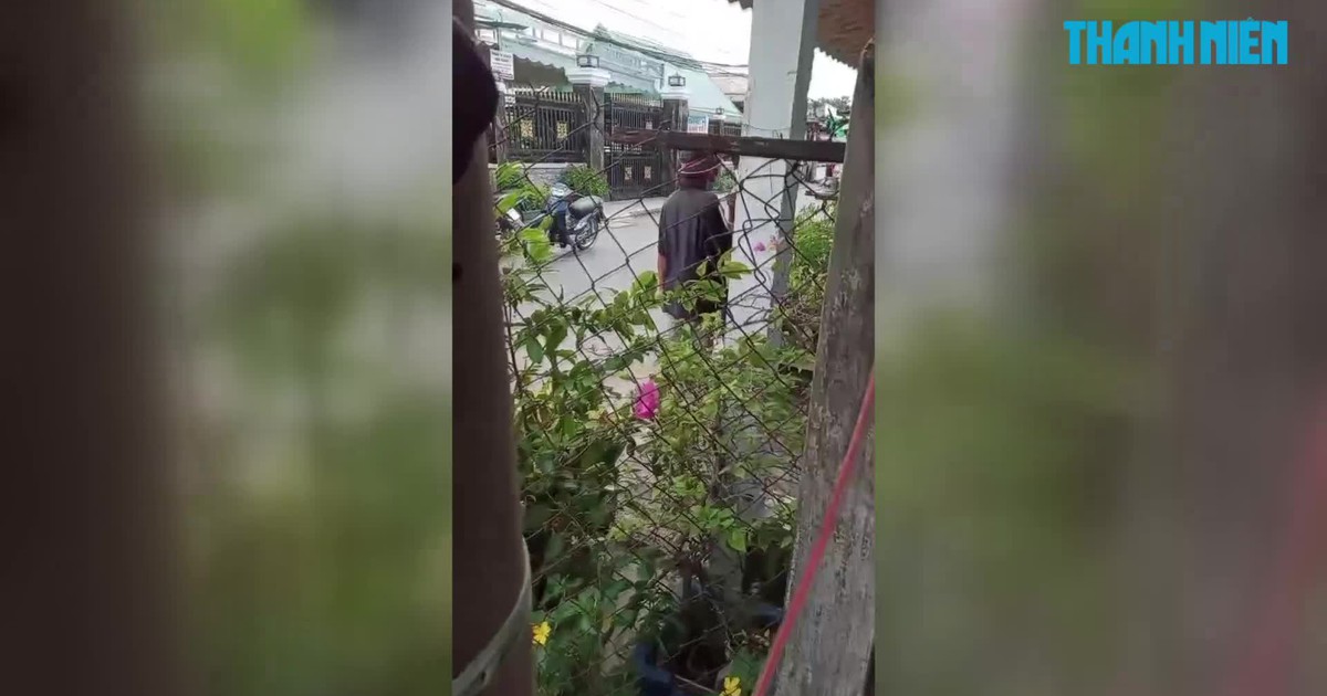 Vợ không qua được chốt kiểm dịch Covid-19, chồng đến xúc phạm, lăng mạ lực lượng chức năng