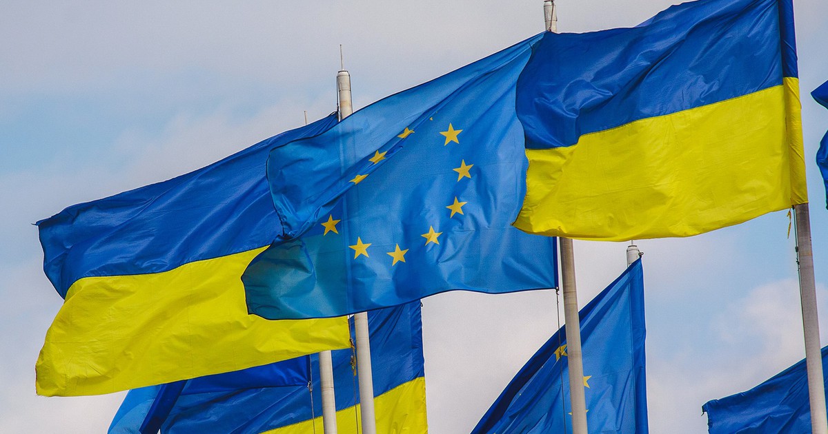 Ukraine trở thành ứng cử viên EU, Nga có ưu thế trong 'cao trào' xung đột ở Donbass