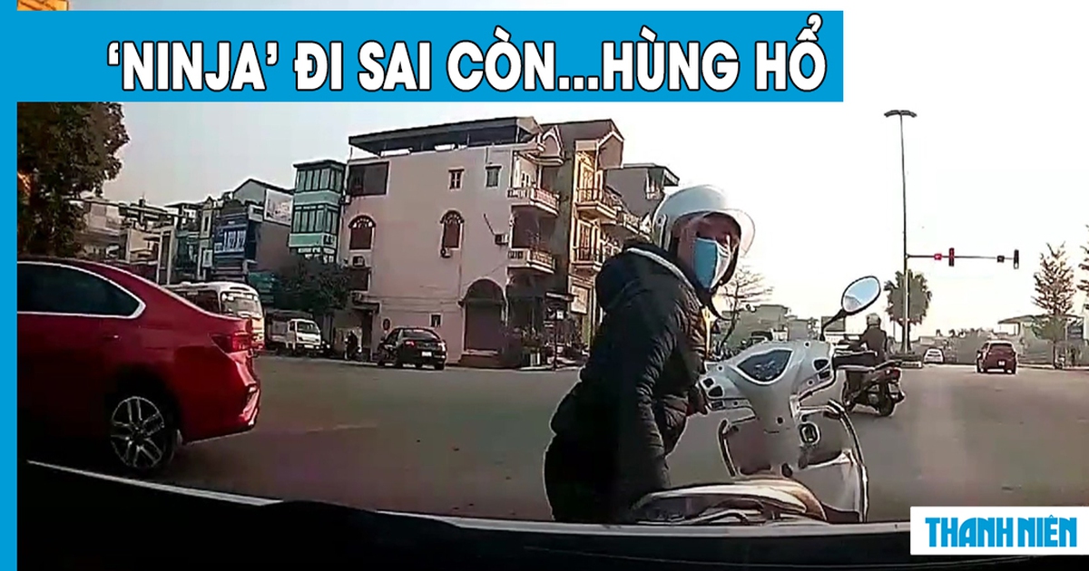 Tạt đầu ô tô bị đâm ngã, ‘ninja’ hùng hổ chửi bới tài xế