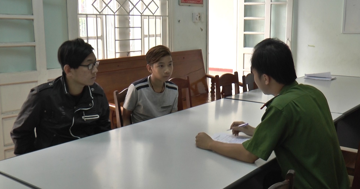 Bắt khẩn cấp hai thiếu niên có số vụ trộm nhiều hơn số tuổi