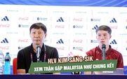 HLV Kim Sang-sik xem trận gặp Malaysia như chung kết, Minh Hoàng tiếc vì lỡ hat-trick