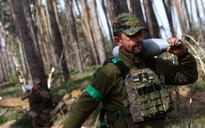 Đạn pháo thiếu trầm trọng, lính Ukraine tìm cách tái chế đạn hỏng