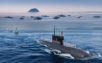 Choáng ngợp với màn diễu binh trên biển lần đầu tiên trong lịch sử