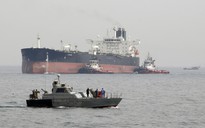 Tàu dầu mất tín hiệu tại vùng Vịnh, Iran nói 'đang hỗ trợ'
