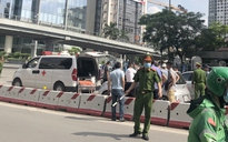 Hà Nội: Nam tài xế tử vong trong ô tô khi dừng chờ đèn đỏ