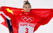 Thành công tại Trung Quốc, 'công chúa tuyết' Eileen Gu kiếm tiền 'khủng' cỡ nào?