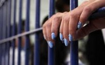 Một người chuyển giới Úc bị hiếp dâm trên 2.000 lần trong tù