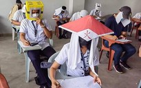 Độc đáo ‘nón chống gian lận thi cử’ tự chế của sinh viên