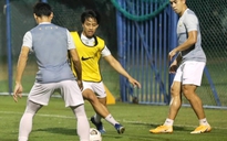 Sao trẻ Malaysia chơi bóng ở Bỉ, Luqman Hakim nhắc khéo HLV Tan Cheng Hoe thay đổi