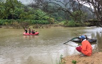 Lật xuồng trên sông Krông Nô, 1 người chết, 4 người mất tích