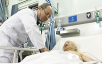 Cứu sống cụ bà 98 tuổi đột ngột bị ngất do nhồi máu cơ tim