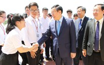 Phó thủ tướng Vương Đình Huệ: Y tế và giáo dục nên đặt ở vị trí... tiền vệ