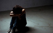 Con cái ở với cha mẹ nhiều thì nguy cơ tự tử sẽ cao?