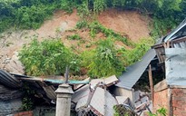 Đắk Lắk: Sạt lở gây sập nhà, 4 người trong 1 gia đình nhập viện cấp cứu