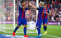Messi và Suarez tỏa sáng trong trận giao hữu cuối của Barcelona