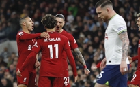 Salah lập cú đúp giúp Liverpool quật ngã Tottenham tại London