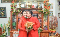 Hoa hậu Đại dương Đặng Thu Thảo cười mãn nguyện trong lễ đính hôn