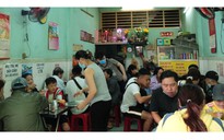 Tiệm há cảo ‘lay lắt’ qua ngày ở Sài Gòn, nay vừa mở cửa đã hết sạch