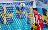 Euro 2020: Không ngờ Lewandowski lại bỏ lỡ cơ hội khó tin như vậy