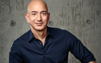 Tỉ phú Amazon Jeff Bezos lên bục người giàu thứ nhì thế giới