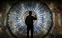 Cỗ máy gia tốc hạt uy lực nhất thế giới và những bí ẩn của vũ trụ