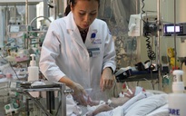 Bác sĩ 10 chuyên khoa cứu bé sơ sinh bị bướu máu