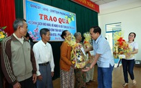 Tặng hơn 4000 suất quà Tết cho các gia đình chính sách ở Đà Nẵng, Quảng Nam