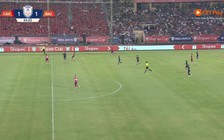 Alan dứt điểm tinh tế nâng tỷ số lên 2-1 cho CLB CAHN: Mưa bàn thắng trên sân Hàng Đẫy