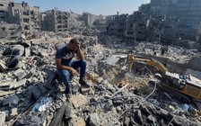 Thêm trại tị nạn ở Gaza bị tấn công, Tổng thống Palestine yêu cầu Israel ngừng bắn