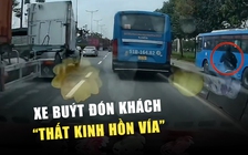 Hú hồn xe buýt dừng đột ngột, đón khách ngay trong làn ô tô 