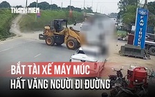 Xe máy múc mất lái, hất văng người đi đường lên trời