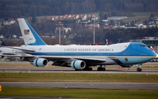 Chuyên cơ tổng thống Mỹ: thay tủ lạnh tốn 24 triệu USD