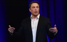 Tỉ phú Elon Musk 'hứng gạch' vì xúc phạm thợ lặn giúp tìm thấy đội bóng Thái