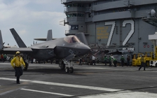 Chiến đấu cơ F-35C đạt cột mốc mới