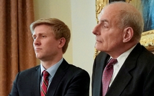 Trợ lý phó tổng thống Mỹ bác tin sẽ thay thế chánh văn phòng Nhà Trắng