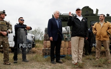 Tổng thống Trump nói Trung Quốc đáng tôn trọng hơn lãnh đạo đảng Dân chủ