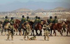 Chống đối Tổng thống Trump, thống đốc New Mexico rút quân khỏi biên giới