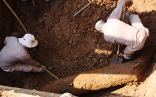 Phát hiện quả bom nặng 454 kg ngay giữa ngã tư đường phố