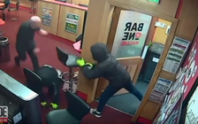 Ông lão 84 tuổi tay không chống cướp