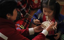 Đêm ở nơi trú bão của bà con cửa biển Rạch Gốc