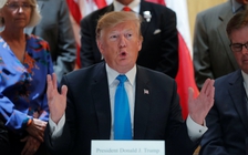 Ông Trump hứa tăng lực lượng quân sự chặn nhập cư từ Mexico