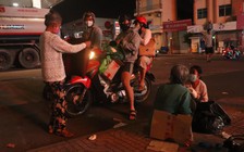 Sài Gòn trở lạnh: 'Đêm nay cô được mặc ấm rồi!'