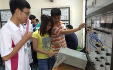 Trường ĐH Bách khoa TP.HCM: Sinh viên vào học từ 6 giờ sáng?