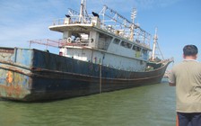 Cận cảnh 'tàu ma' Trung Quốc