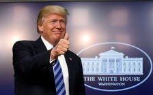 Tổng thống Mỹ bắt đầu hiến tặng lương