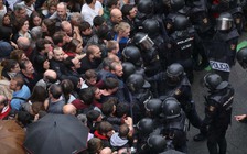 Catalonia ký tuyên bố độc lập